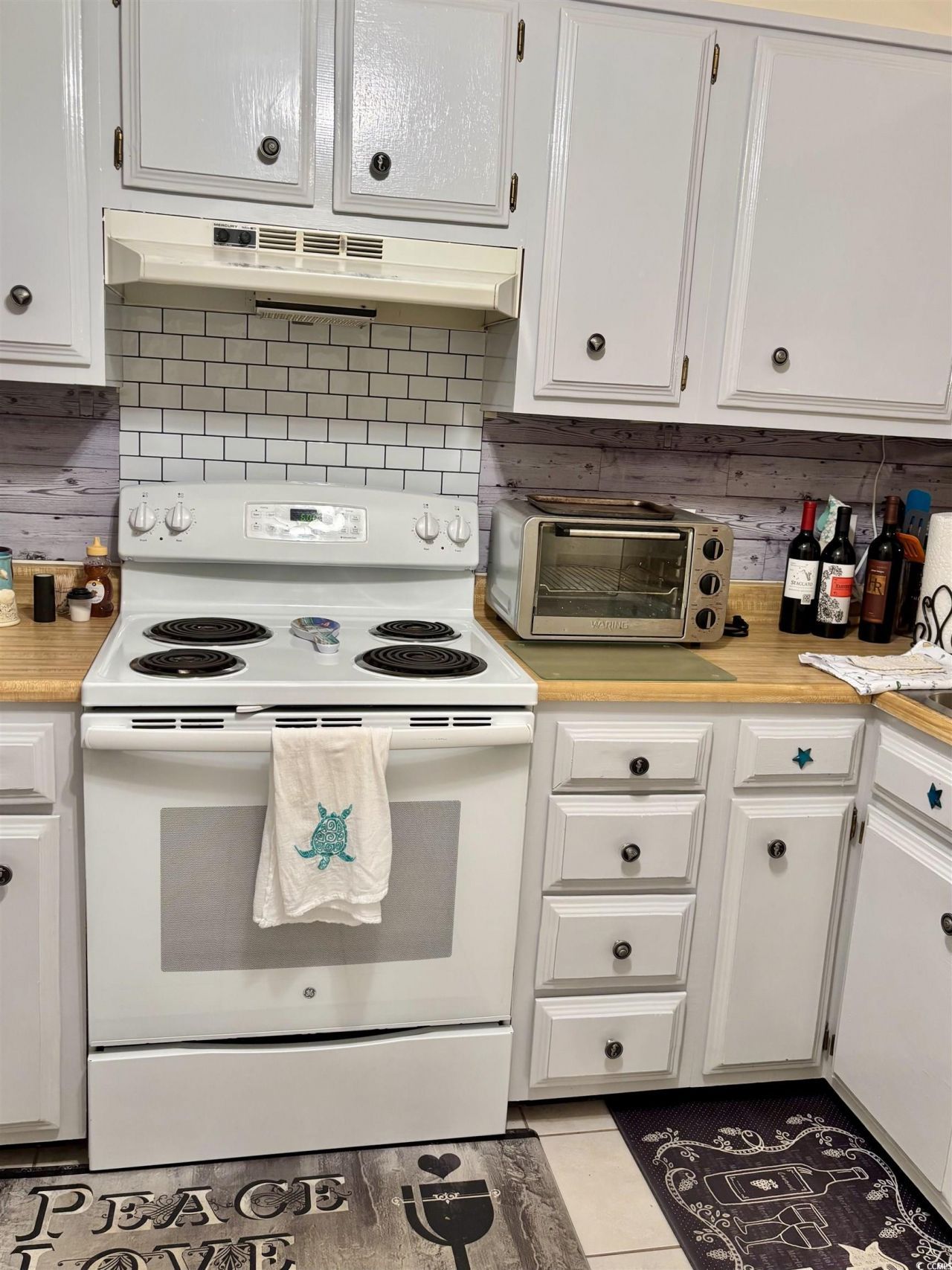 9501 Shore Dr. Photo 9