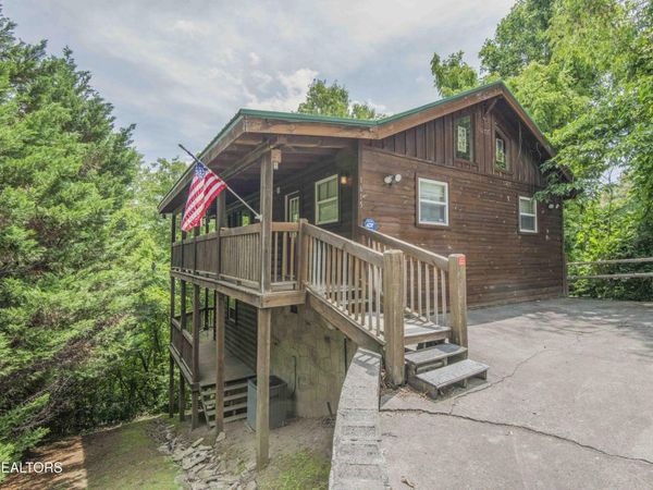 1615 Paradise Ridge Drive, Sevierville, TN 37862
