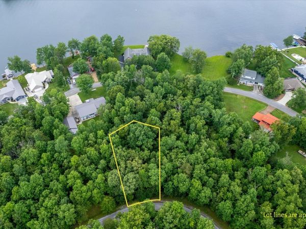 2016 Coweta Drive, Crossville, TN 38572