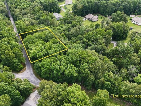 4002/4004 Desoto Drive, Crossville, TN 38572