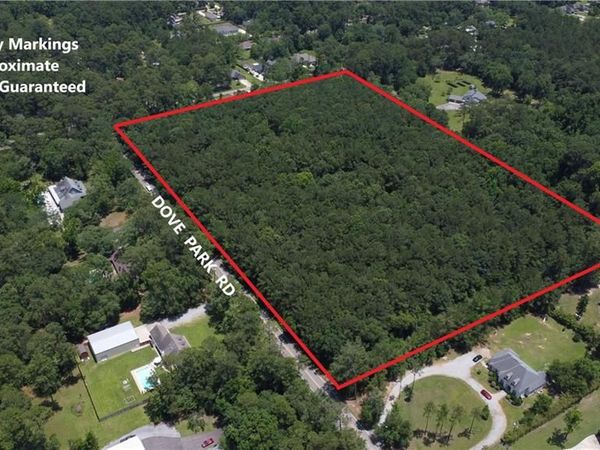 540 DOVE PARK Road, Covington, LA 70433