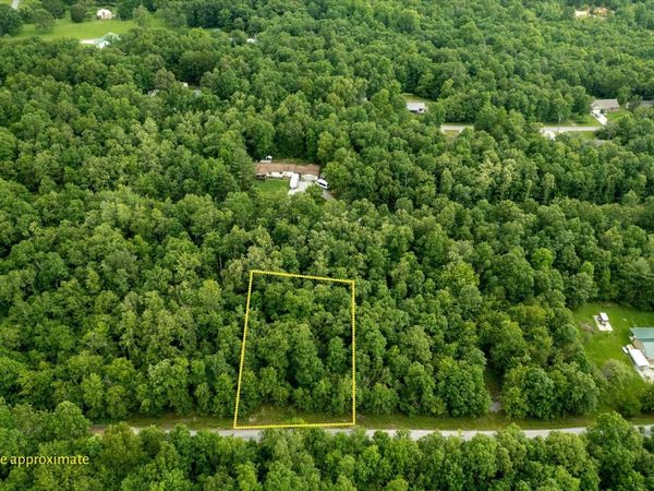 1012 Hopi Drive, Crossville, TN 38572