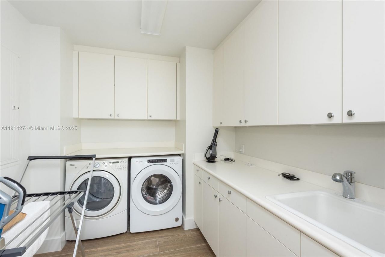 10295 Collins Ave, Unit 2506, Bal Harbour, FL 33154 Photo