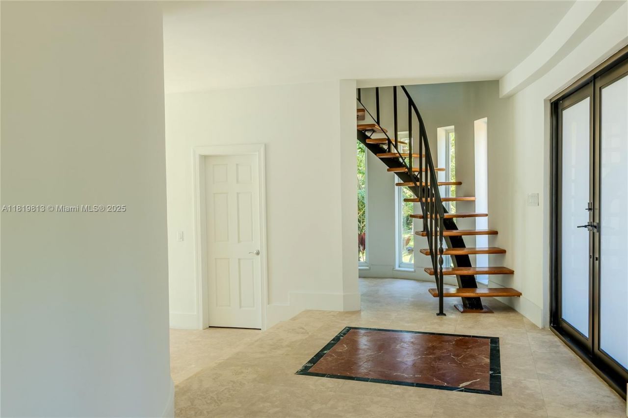 6540 SW 135th Ter, Pinecrest, FL 33156 Photo