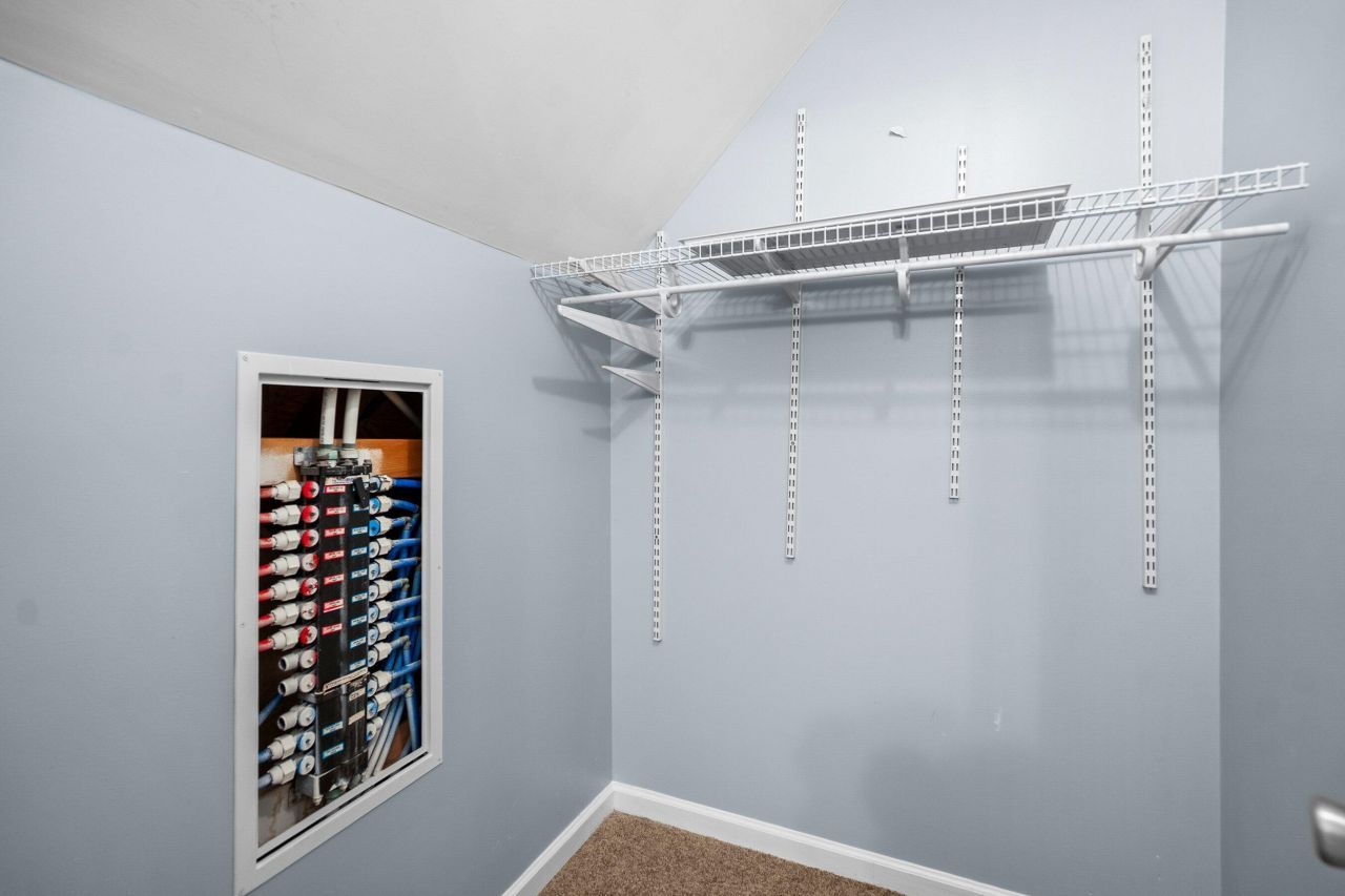 635 16th Street Photo 32