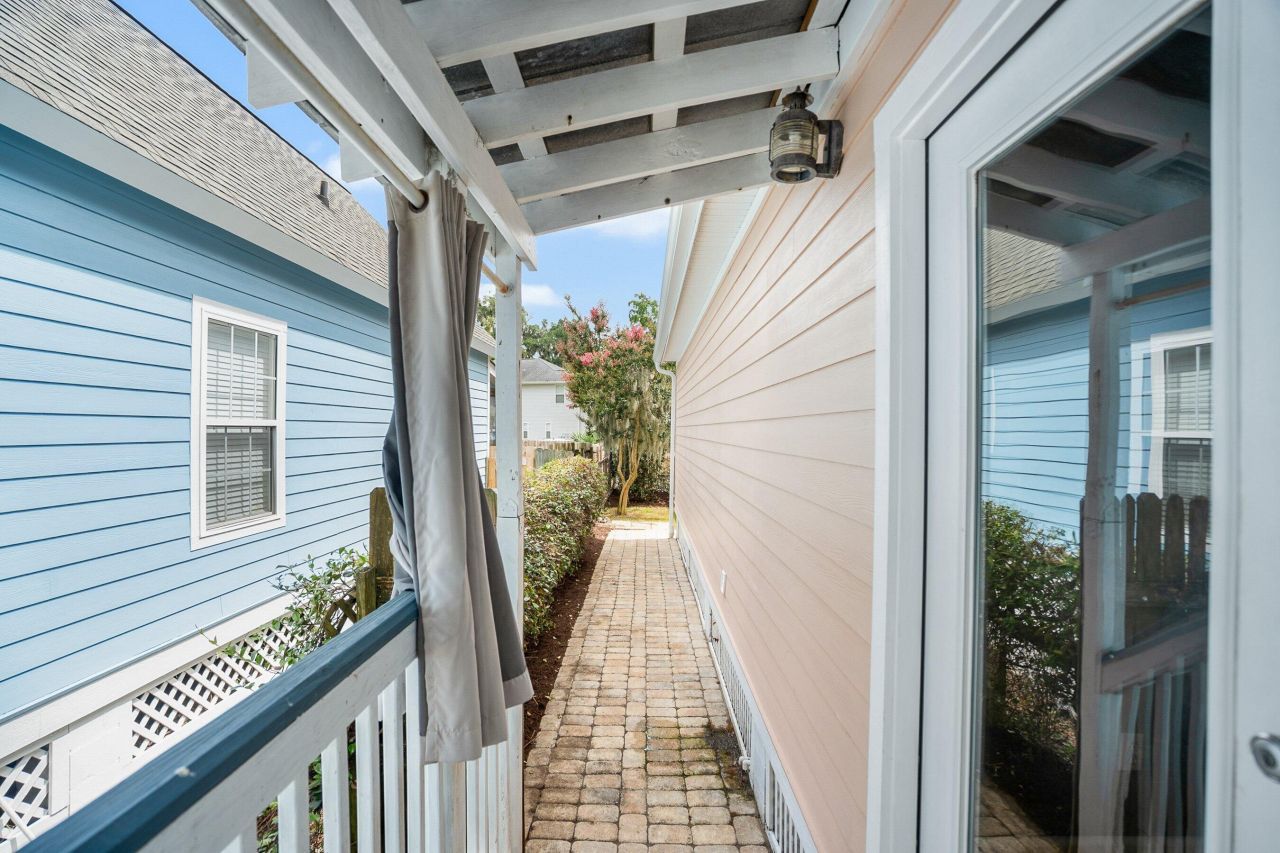 635 16th Street Photo 33