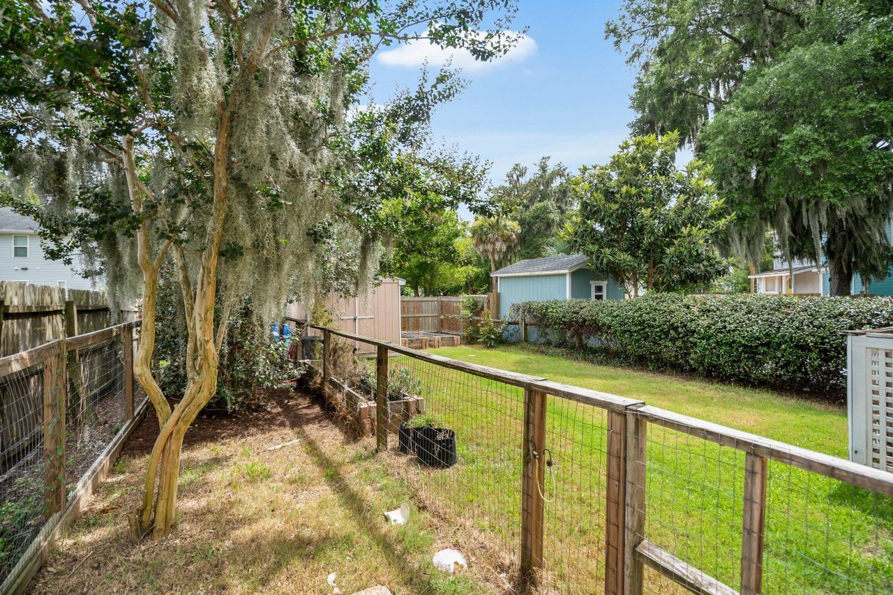 635 16th Street Photo 37