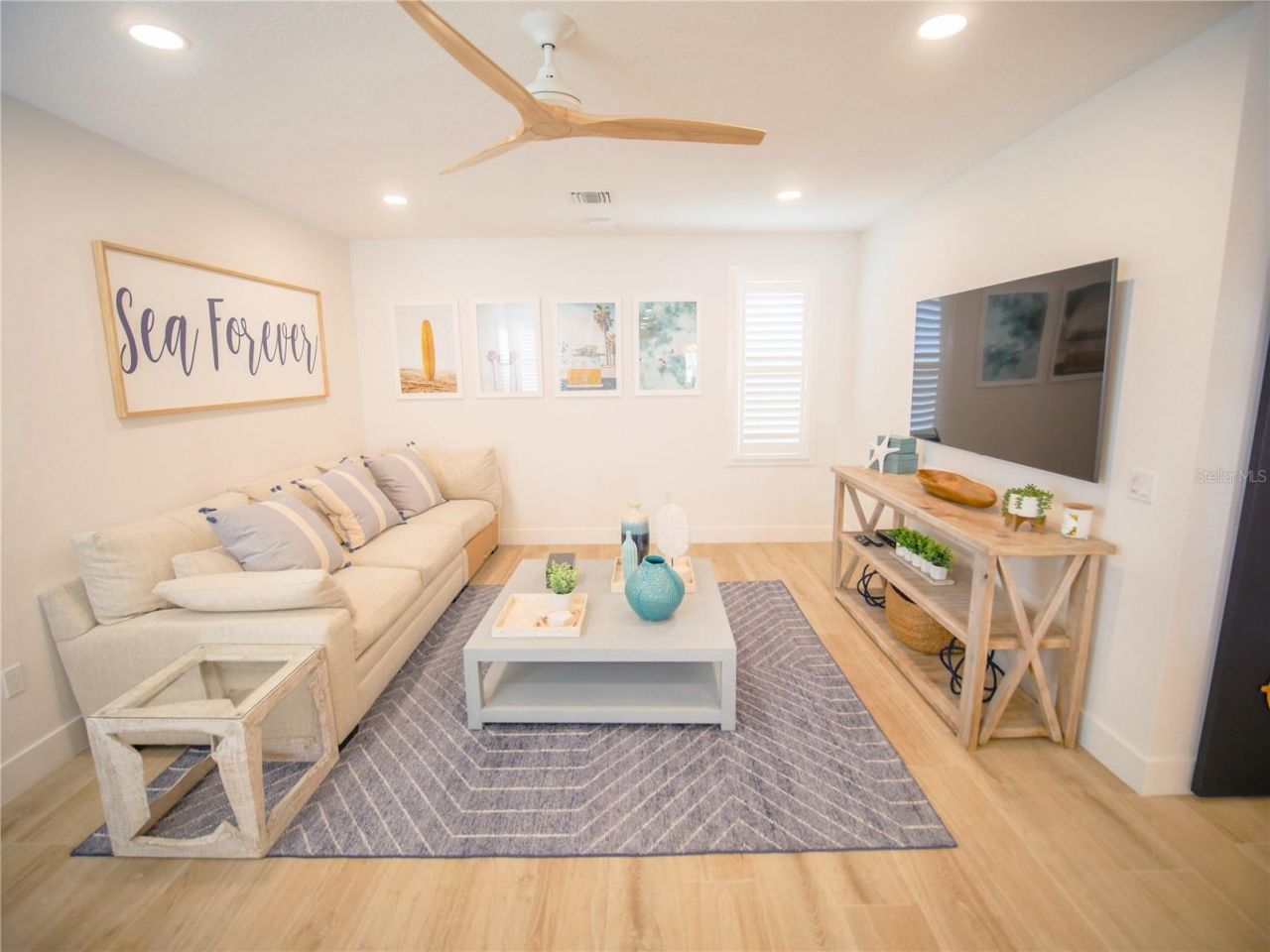 111 6th Street N, Bradenton Beach, FL 34217 Photo