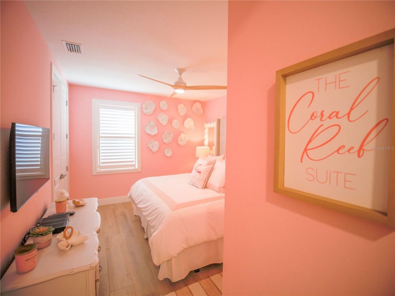 111 6th Street N, Bradenton Beach, FL 34217 Photo