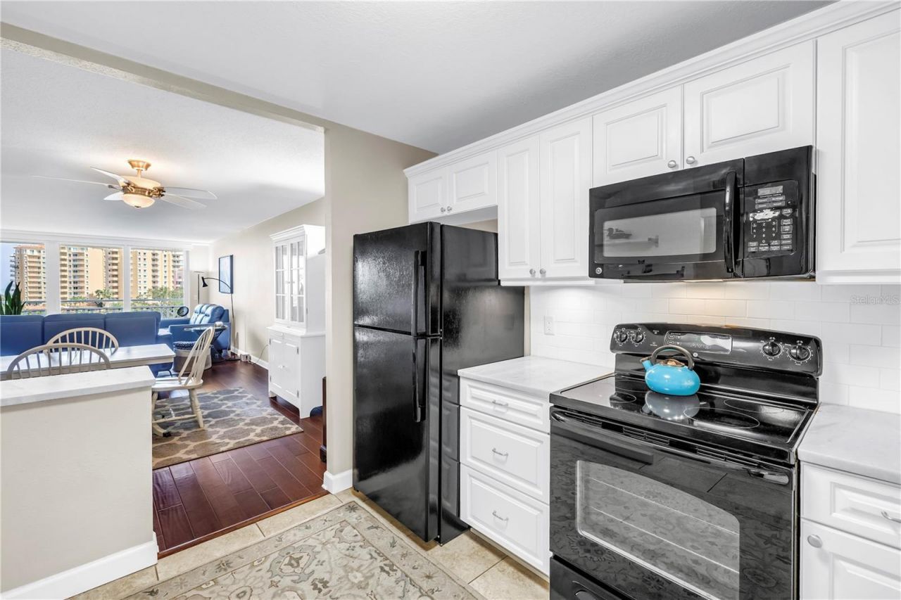 700 Beach Drive Ne, Unit 602, Saint Petersburg, FL 33701 Photo