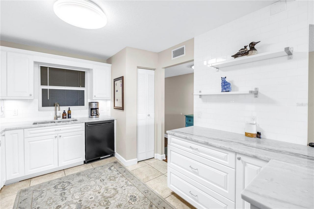 700 Beach Drive Ne, Unit 602, Saint Petersburg, FL 33701 Photo