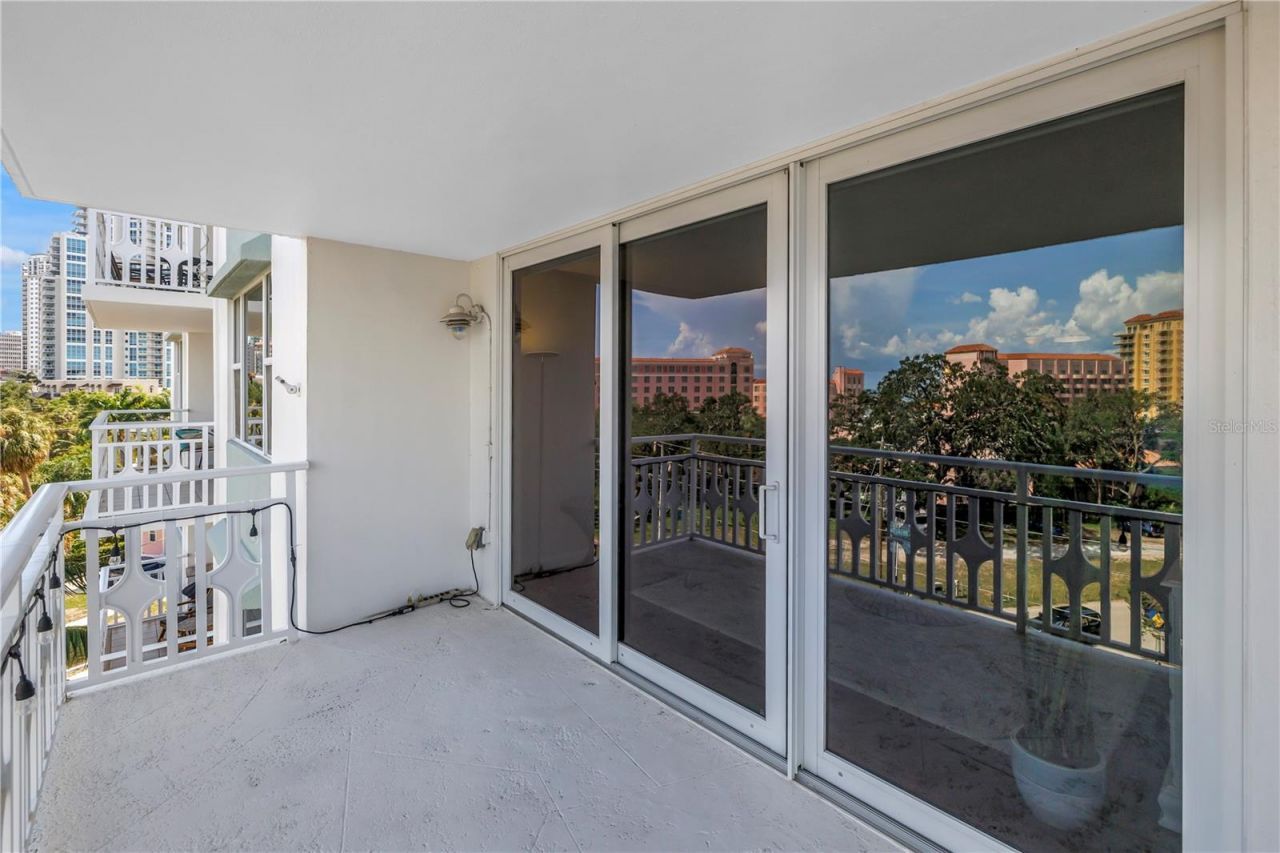 700 Beach Drive Ne, Unit 602, Saint Petersburg, FL 33701 Photo