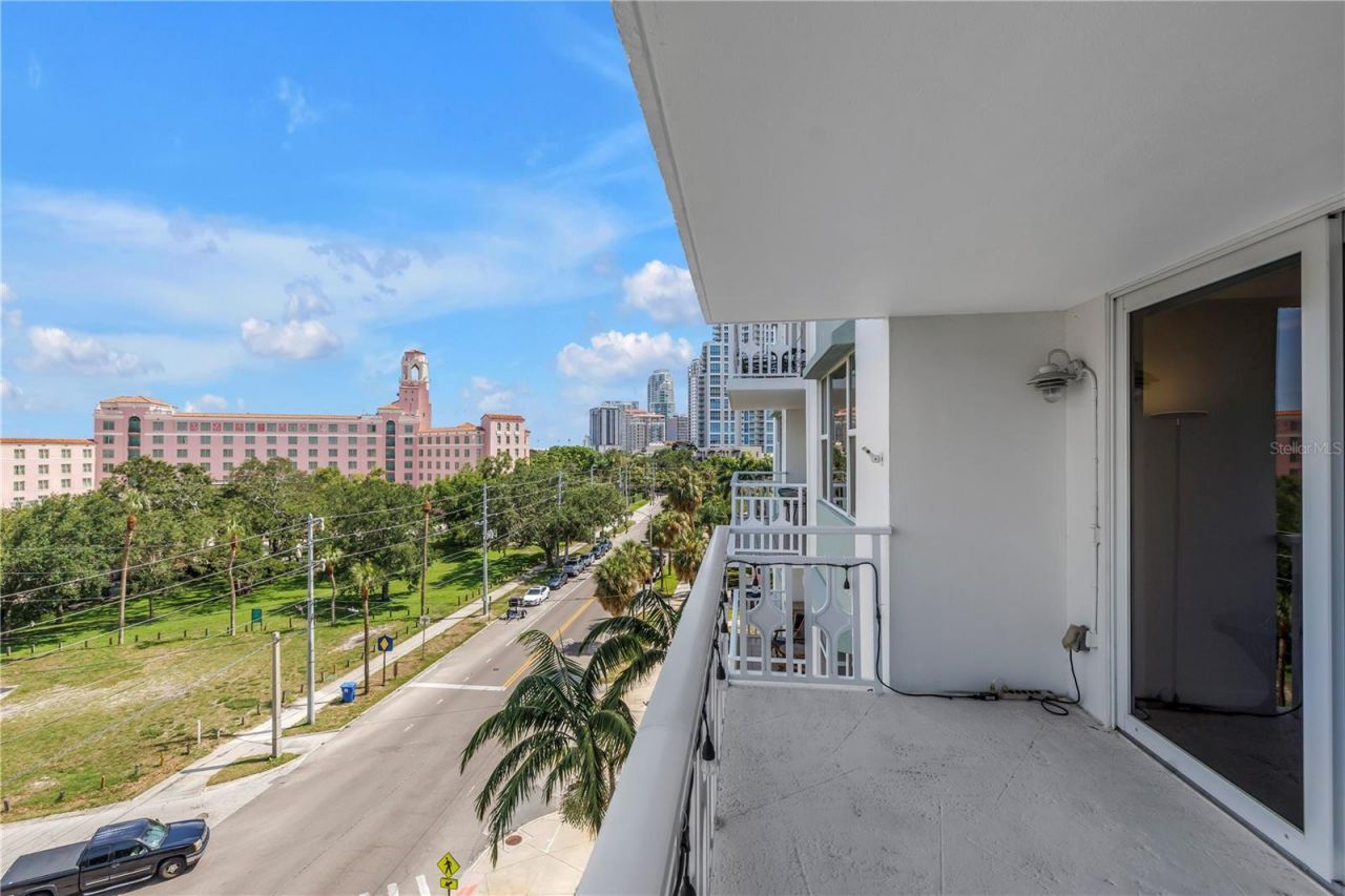 700 Beach Drive Ne, Unit 602, Saint Petersburg, FL 33701 Photo