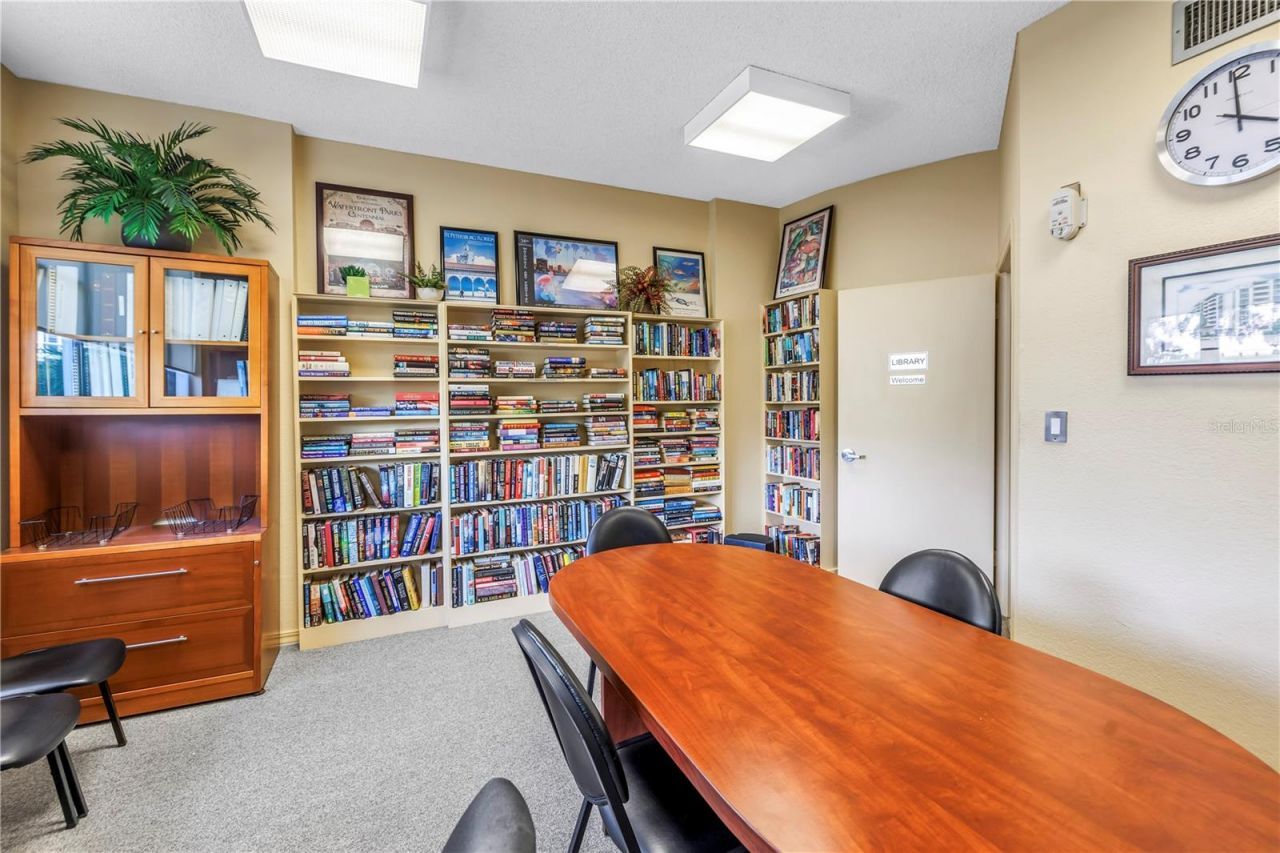 700 Beach Drive Ne, Unit 602, Saint Petersburg, FL 33701 Photo