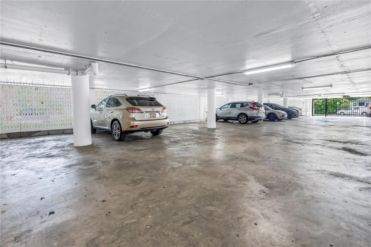 700 Beach Drive Ne, Unit 602, Saint Petersburg, FL 33701 Photo