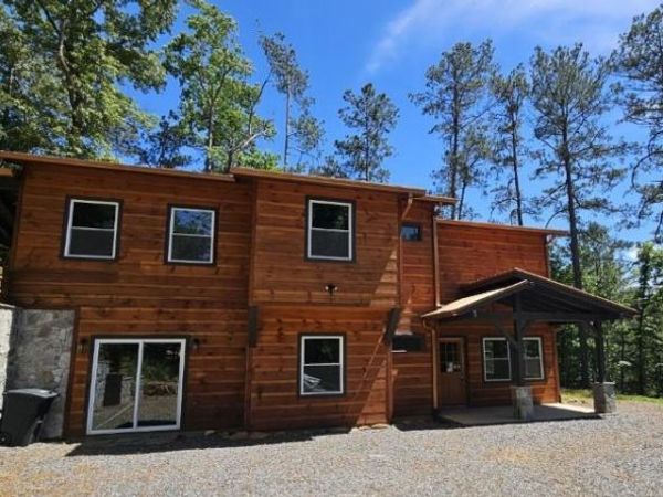 28 Francis Way, Ellijay, GA 30540