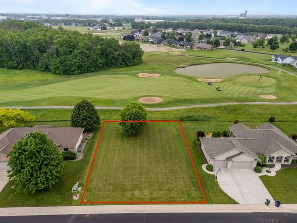 563 ROYAL ST PATS DRIVE, Wrightstown, WI 54180