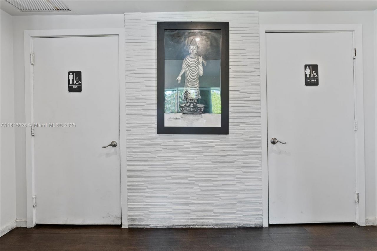 200 SE 15th Rd, Unit 1S, Miami, FL 33129 Photo