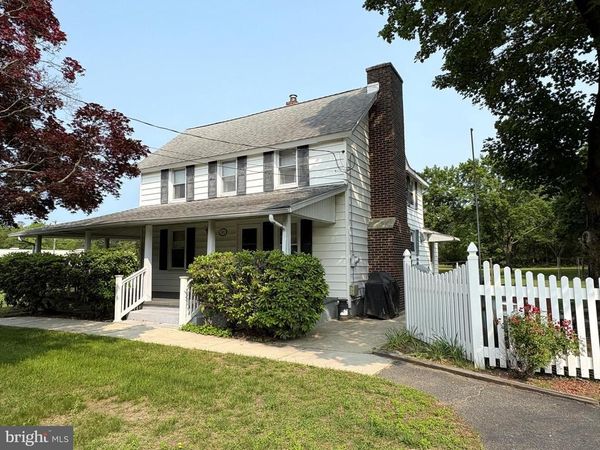 301 BROAD STREET, MILMAY, NJ 08340