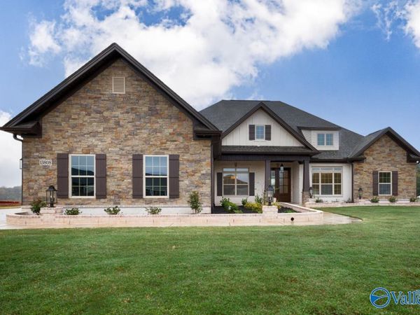 13808 Goff Drive, Athens, AL 35611