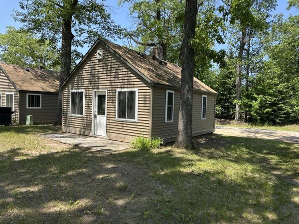 5115 S Straits Highway, Indian River, MI 49749
