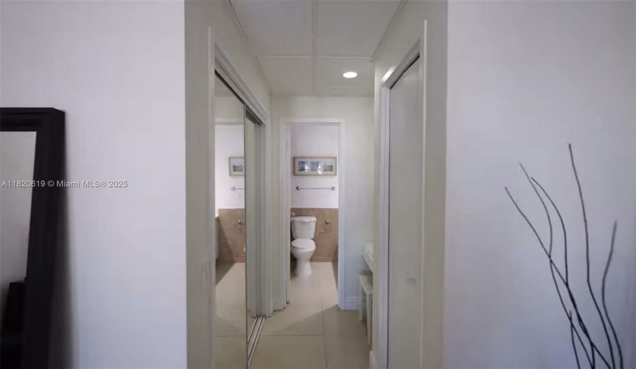 3505 S Ocean Dr, Unit 411, Hollywood, FL 33019 Photo