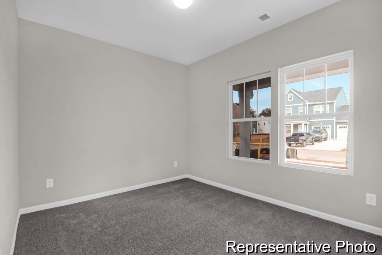 1005 Toland Drive Photo 16