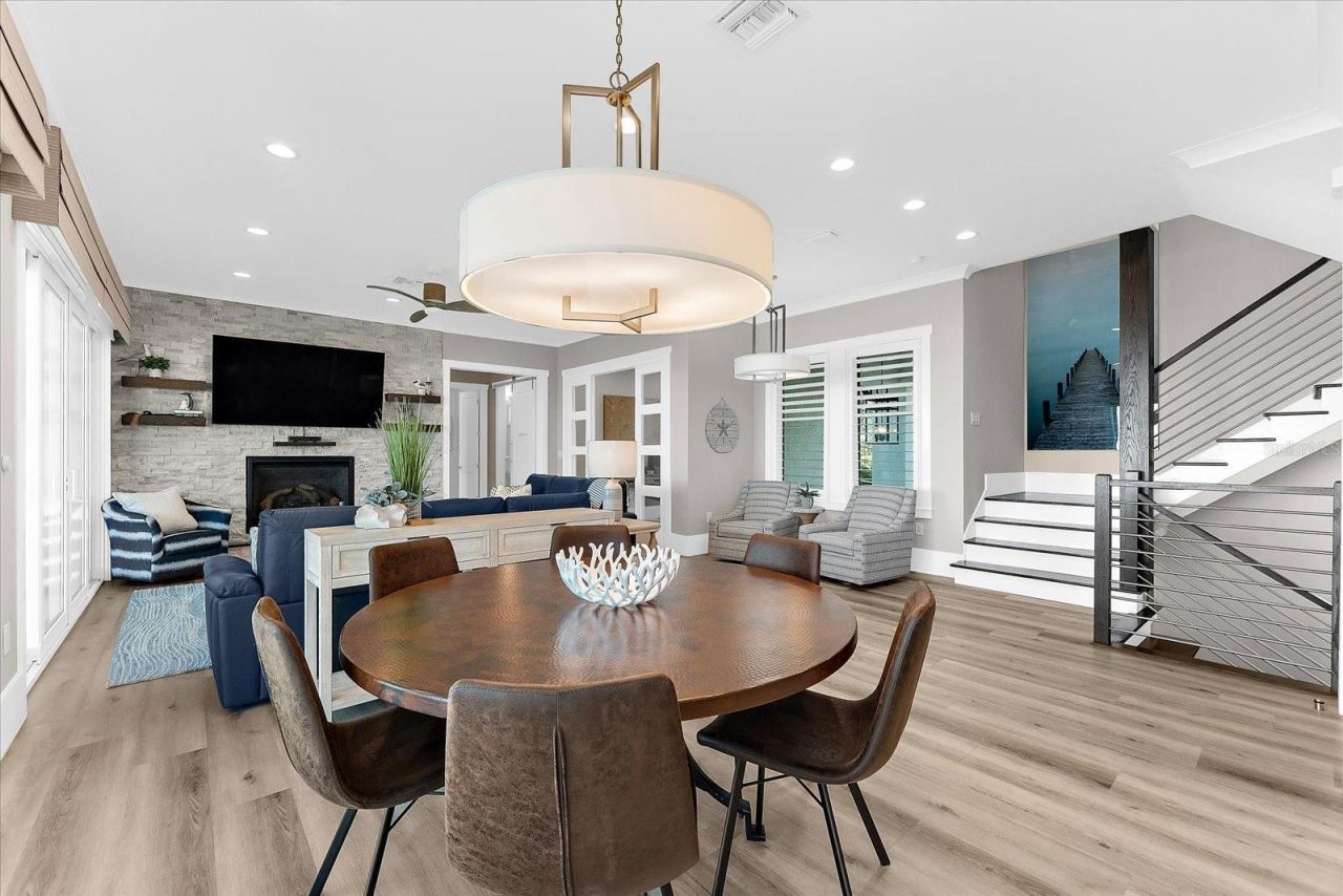 110 Carlyle Drive, Palm Harbor, FL 34683 Photo