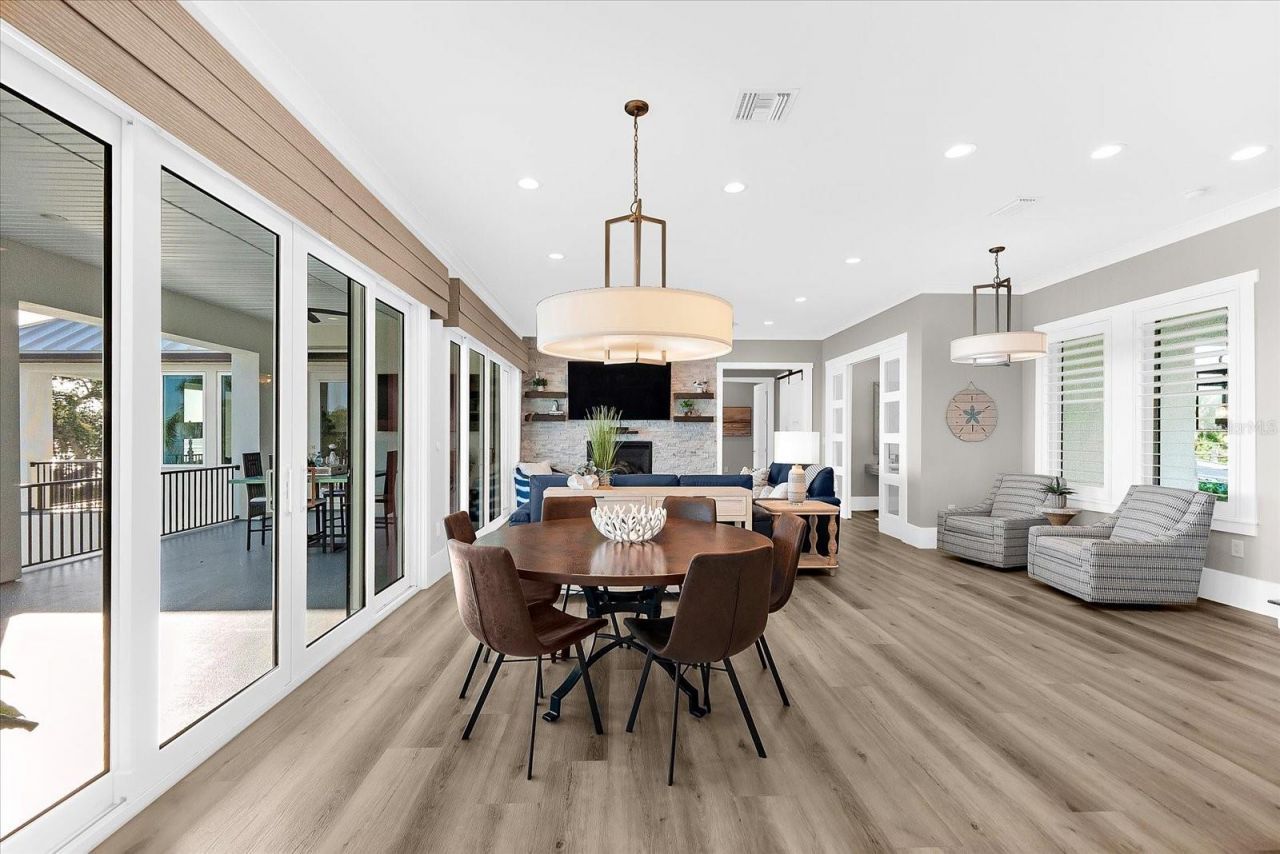 110 Carlyle Drive, Palm Harbor, FL 34683 Photo