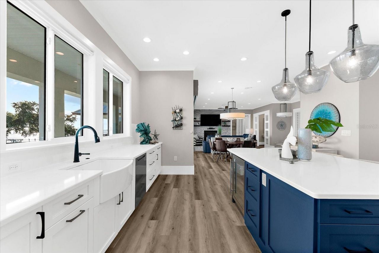 110 Carlyle Drive, Palm Harbor, FL 34683 Photo