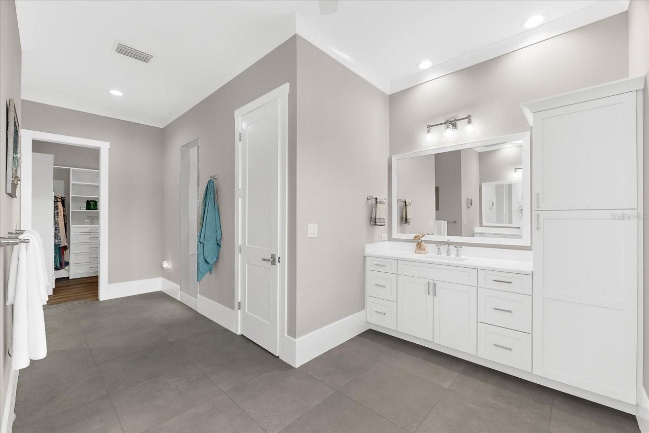 110 Carlyle Drive, Palm Harbor, FL 34683 Photo