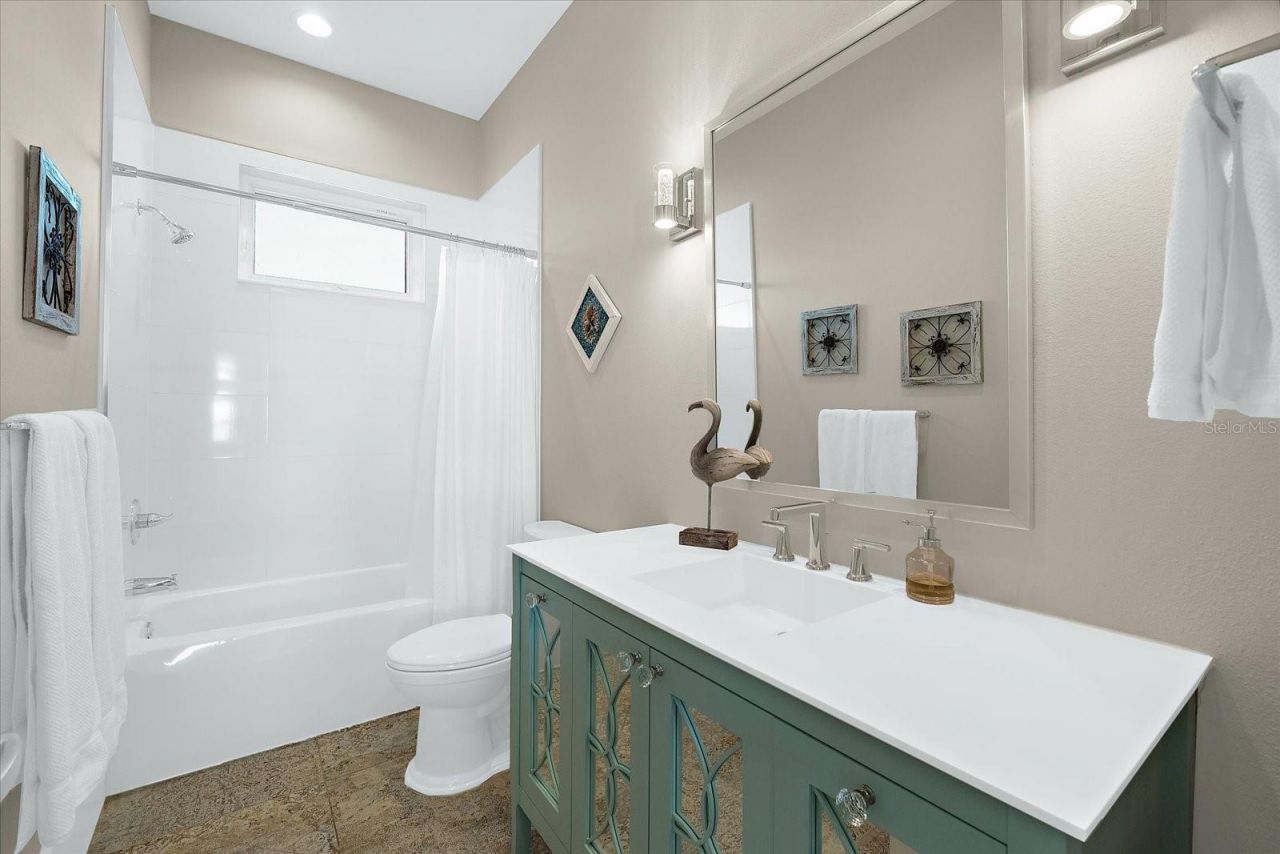 110 Carlyle Drive, Palm Harbor, FL 34683 Photo