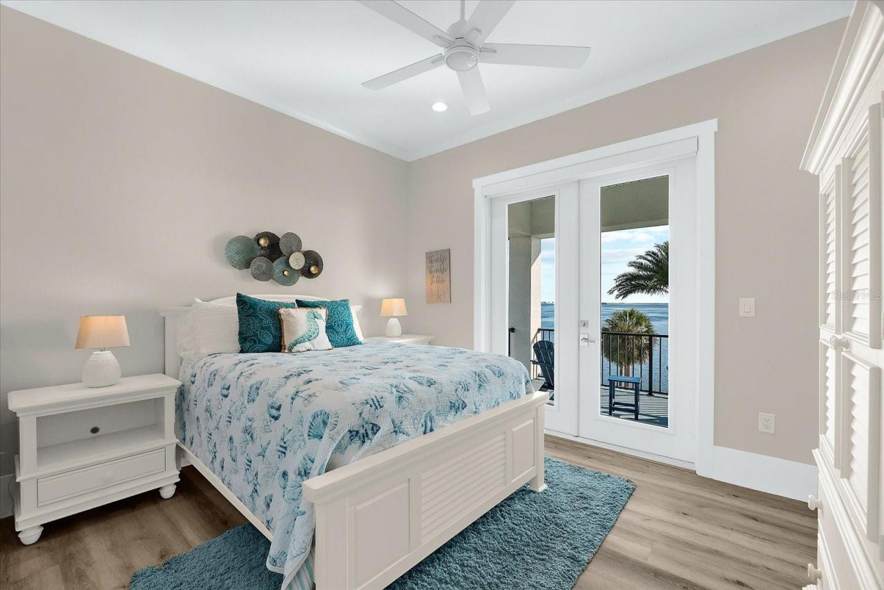 110 Carlyle Drive, Palm Harbor, FL 34683 Photo