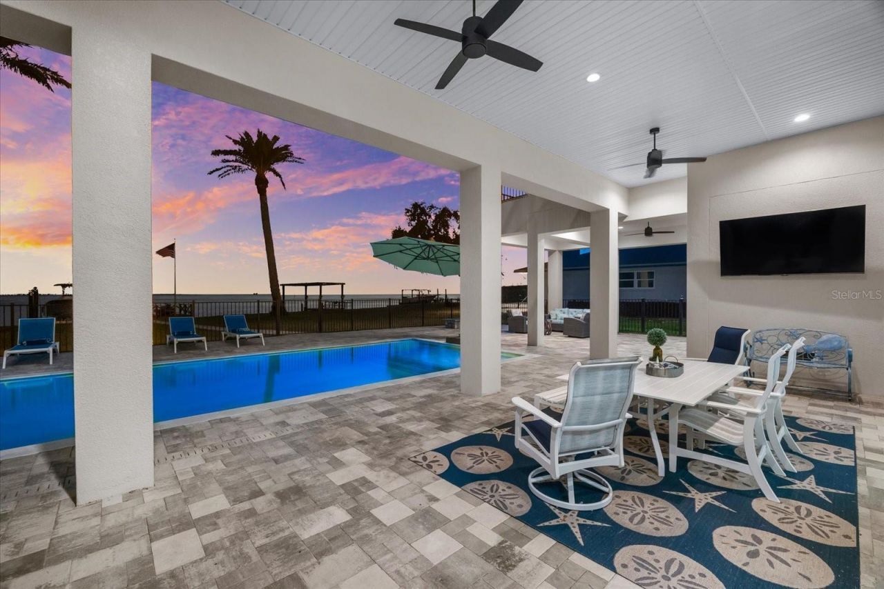 110 Carlyle Drive, Palm Harbor, FL 34683 Photo