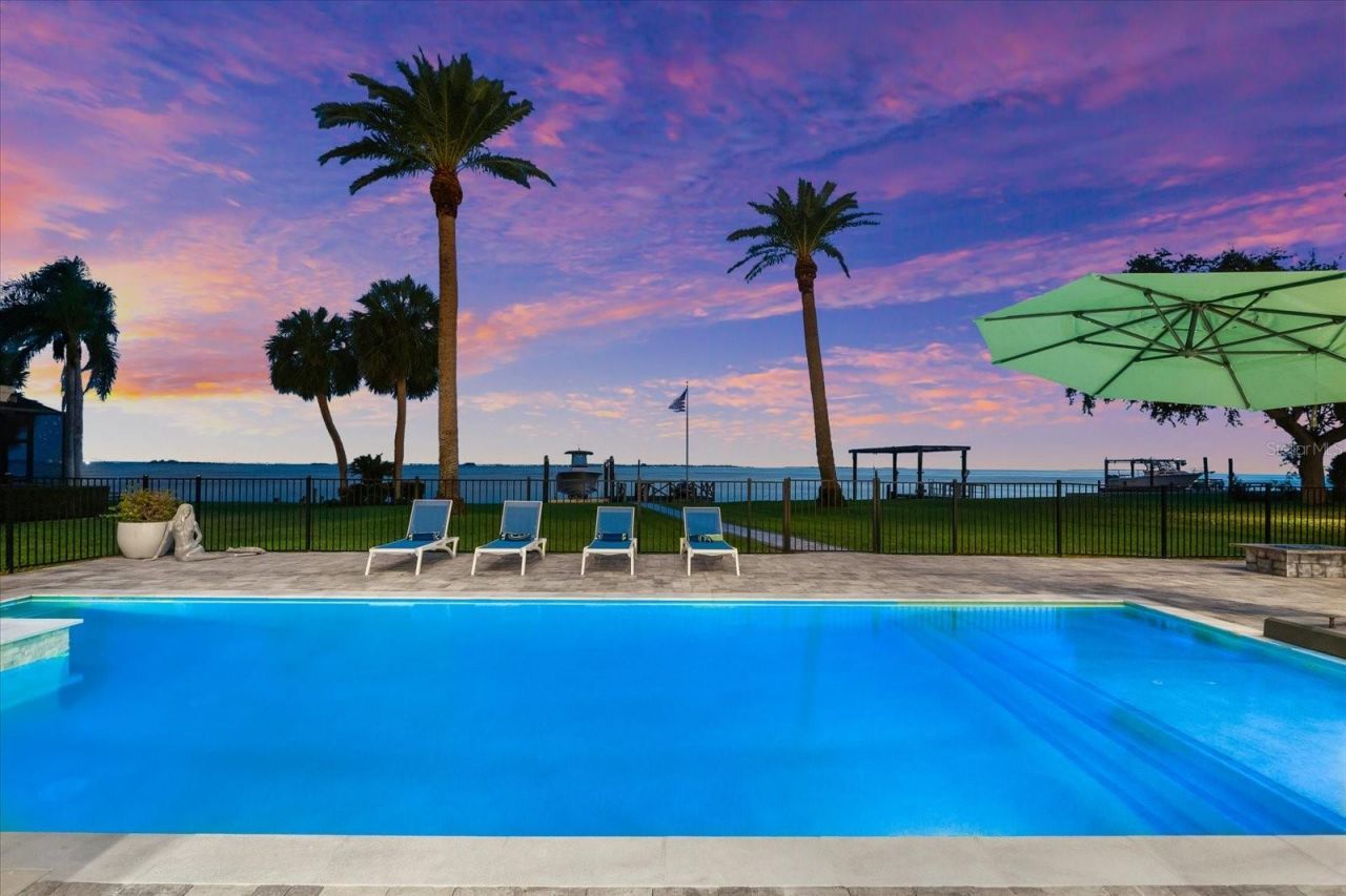 110 Carlyle Drive, Palm Harbor, FL 34683 Photo