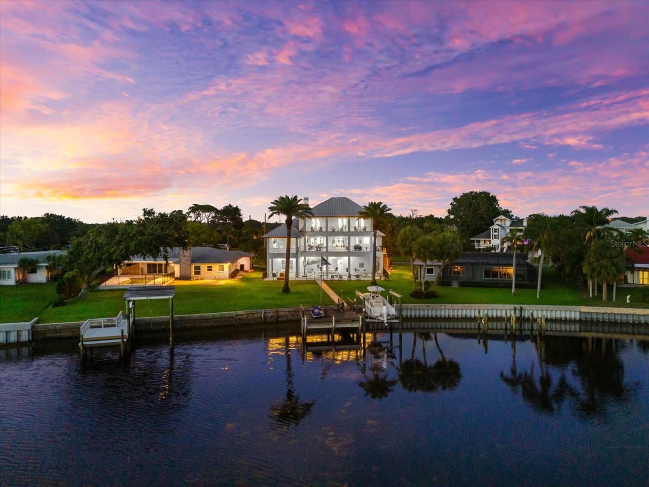 110 Carlyle Drive, Palm Harbor, FL 34683 Photo