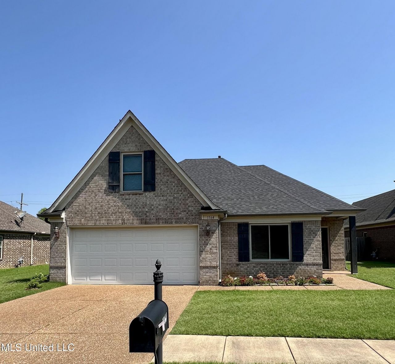 1164 Chestnut Drive, Southaven, MS 38671 Main Photo