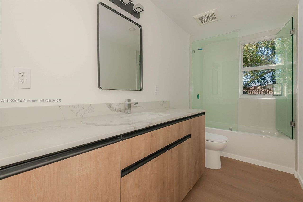 824 SE 12th Ct, Fort Lauderdale, FL 33316 Photo