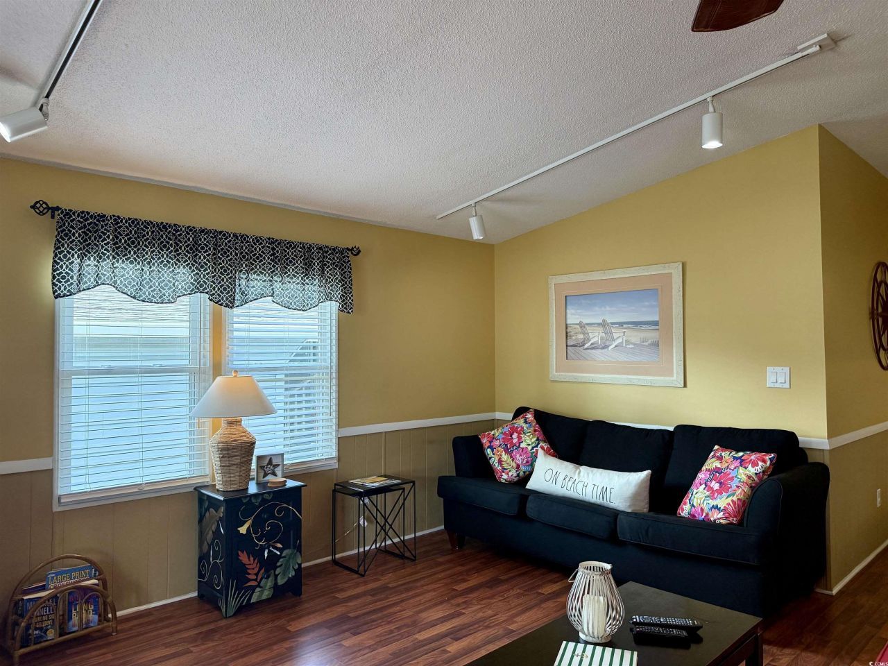 371 Meadowlark Dr. Photo 11