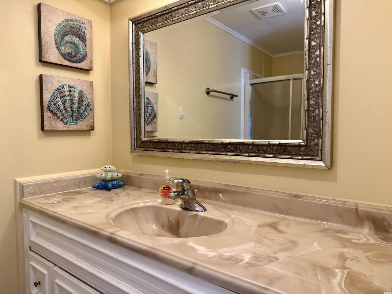 371 Meadowlark Dr. Photo 19