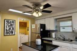 371 Meadowlark Dr. photo 4