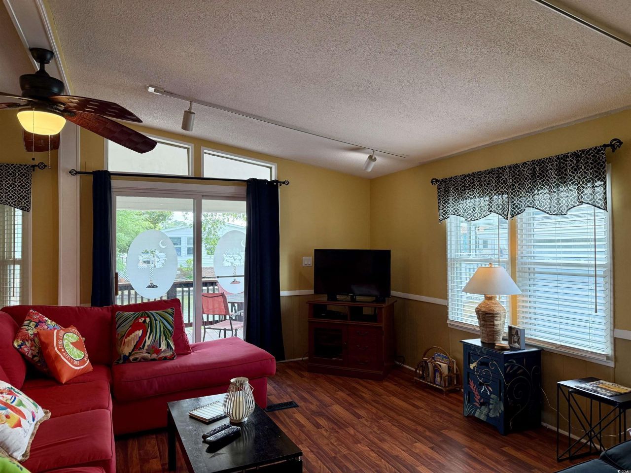 371 Meadowlark Dr. Photo 9