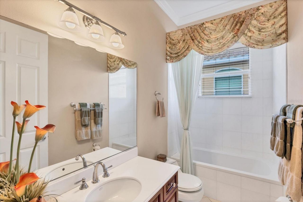 811 Laguna Drive, Venice, FL 34285 Photo