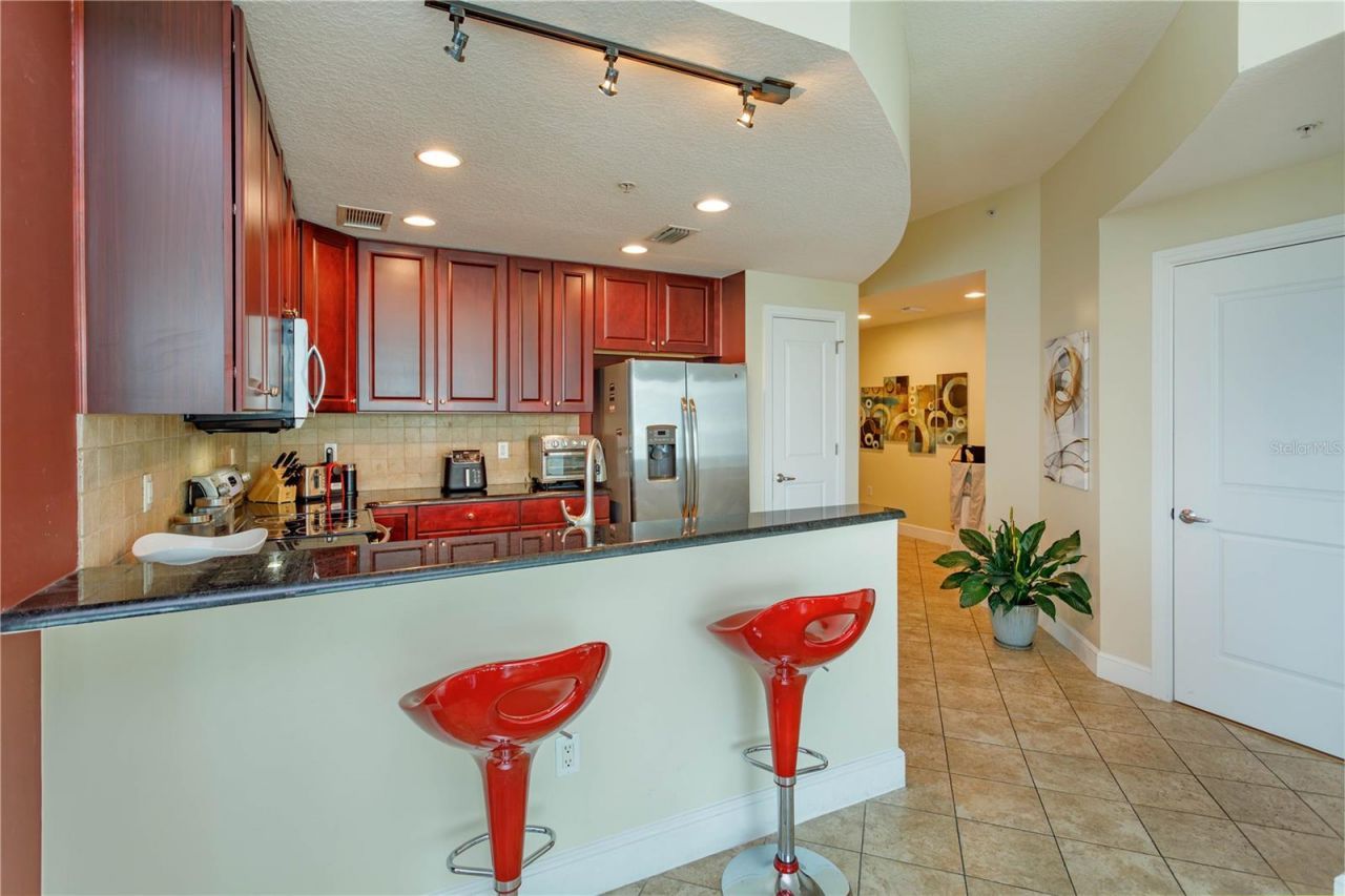101 S Eola Drive, Unit 1021, Orlando, FL 32801 Photo