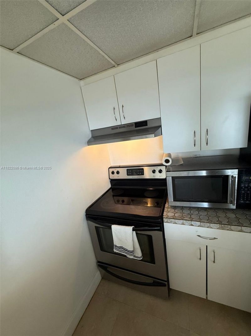 850 N Miami Ave, Unit W-708, Miami, FL 33136 Photo