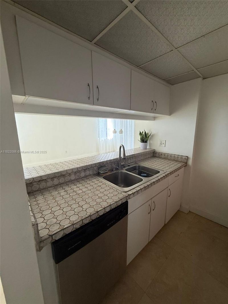 850 N Miami Ave, Unit W-708, Miami, FL 33136 Photo