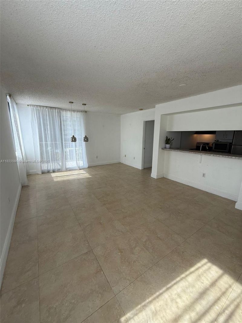 850 N Miami Ave, Unit W-708, Miami, FL 33136 Photo