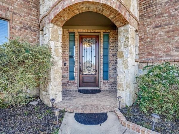 403 Sodbury Court, Roanoke, TX 76262