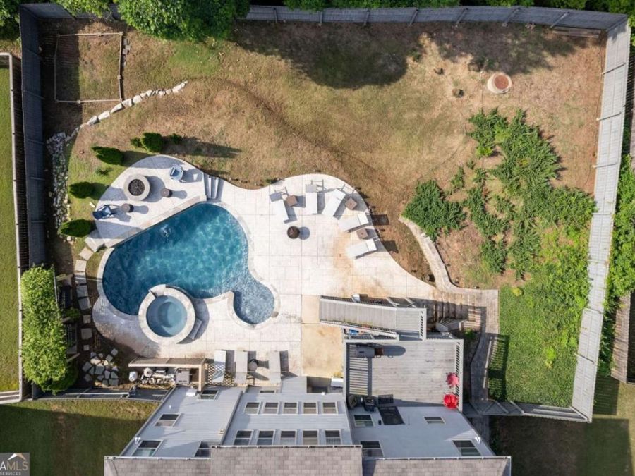 Property Image 43