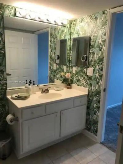 4105 Residence Dr, Unit 721, Fort Myers, FL 33901 Photo